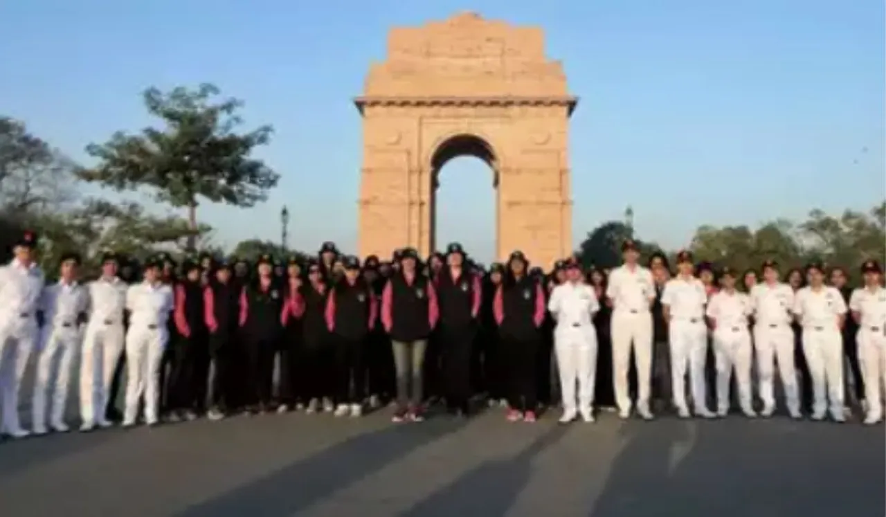 "She's Unstoppable": Indian Navy's All Women 12-Day Car Rally Sets Off From Delhi