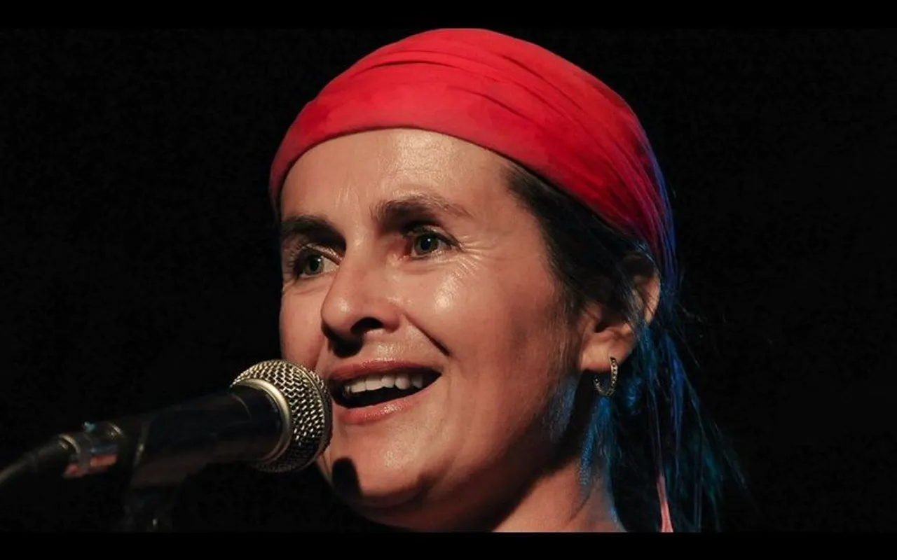 Hana Horka dies of COVID-19 at 57, Czech singer Hana Horka