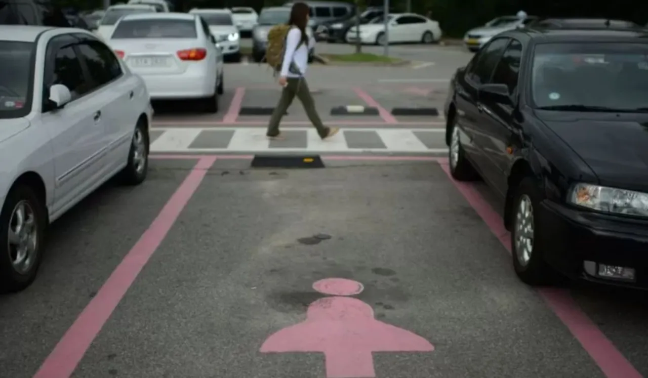 Women-Only Parking Removed In Seoul