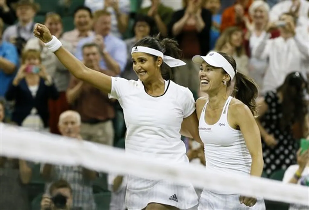 sania mirza-martina hingis at Wimbledon