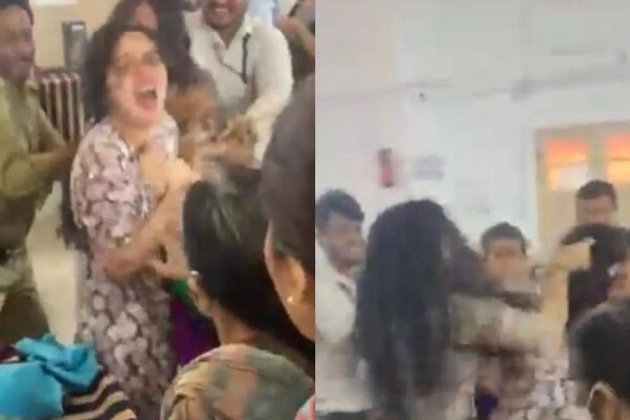 Bengaluru Women Fight Over Saree