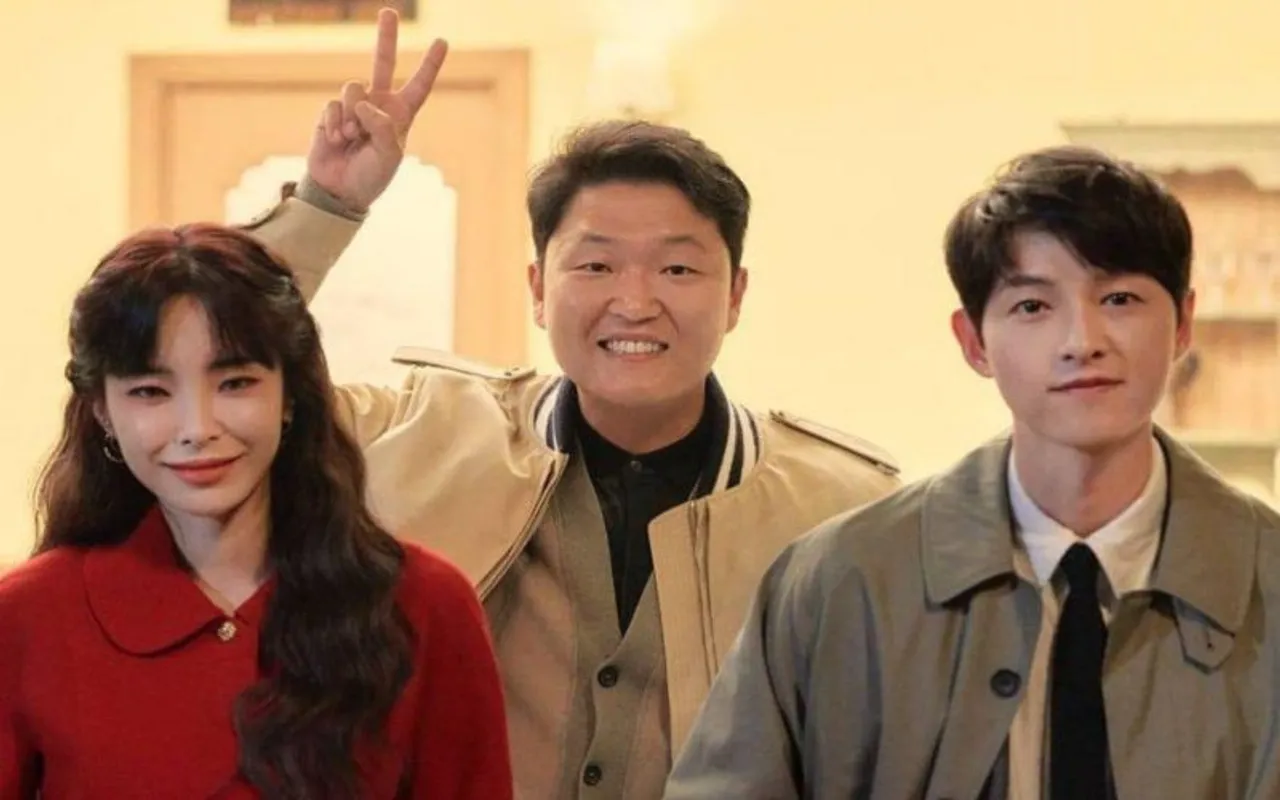 Heize, PSY and Song Joong Ki