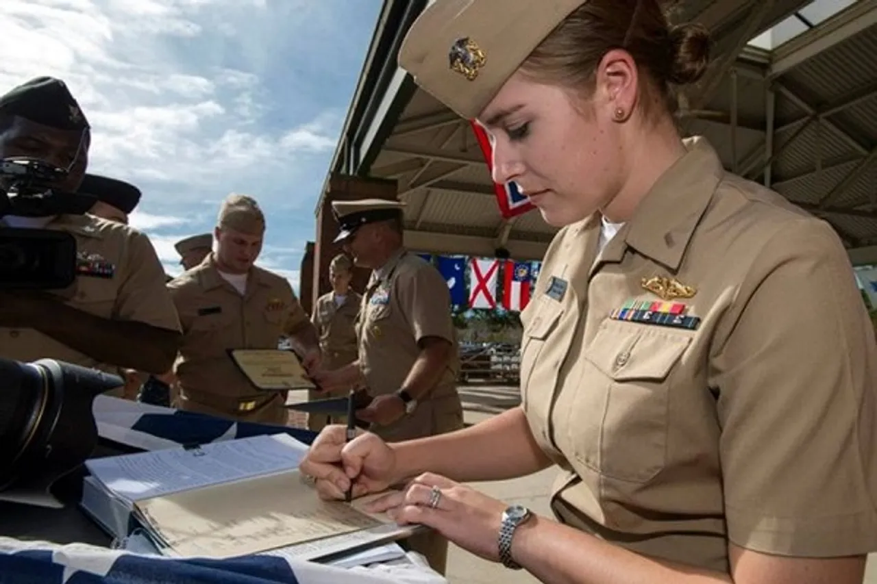 US Navy Adding More Rooms, Bathrooms In Submarines For Women