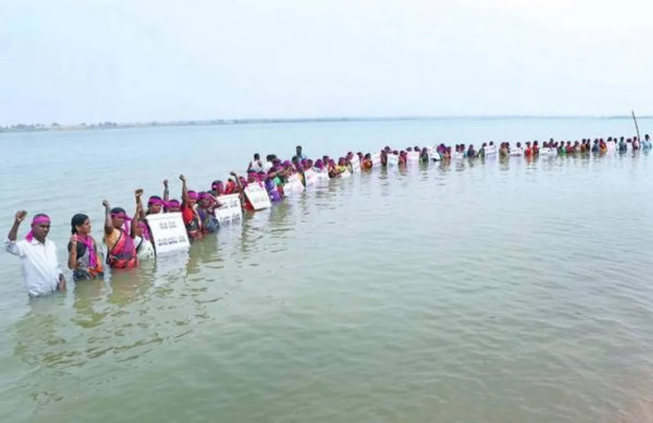 Karnataka Women Jala-Satyagraha