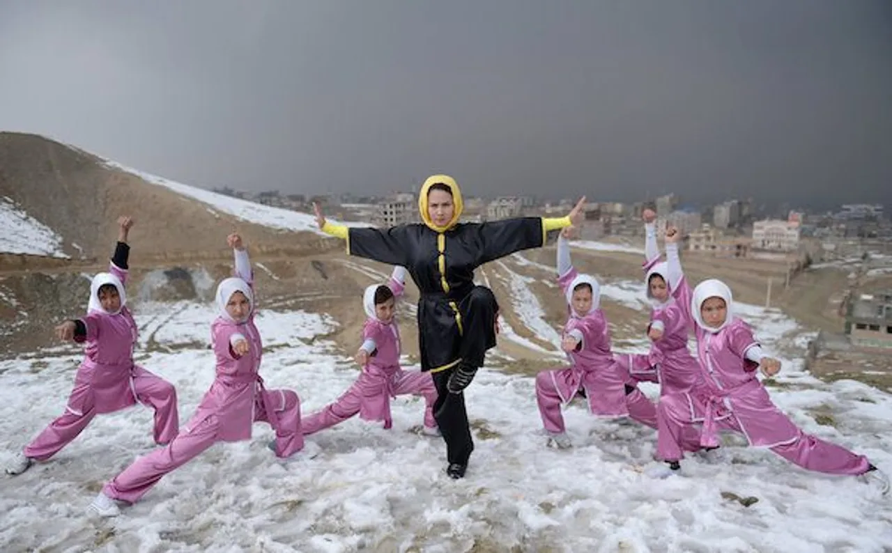 Afghan girls learn Kung Fu