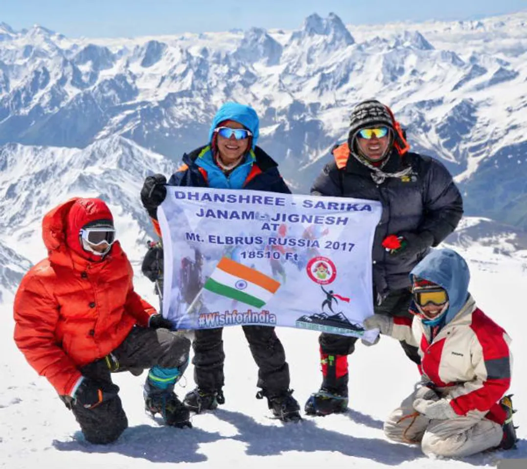 Dhanshree Mehta with family - Mt Elbrus