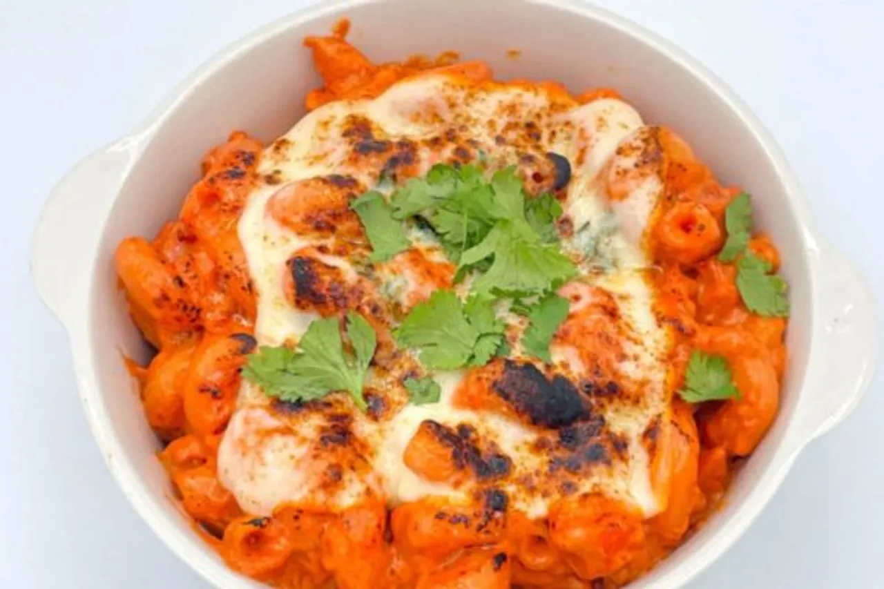 Butter Chicken Mac n Cheese