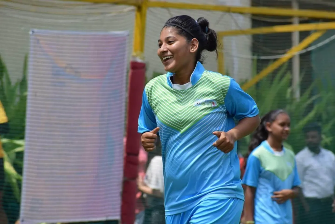 Meet Gulafsha Ansaari, Founder Of Dreaming In A Slum Football Initiative