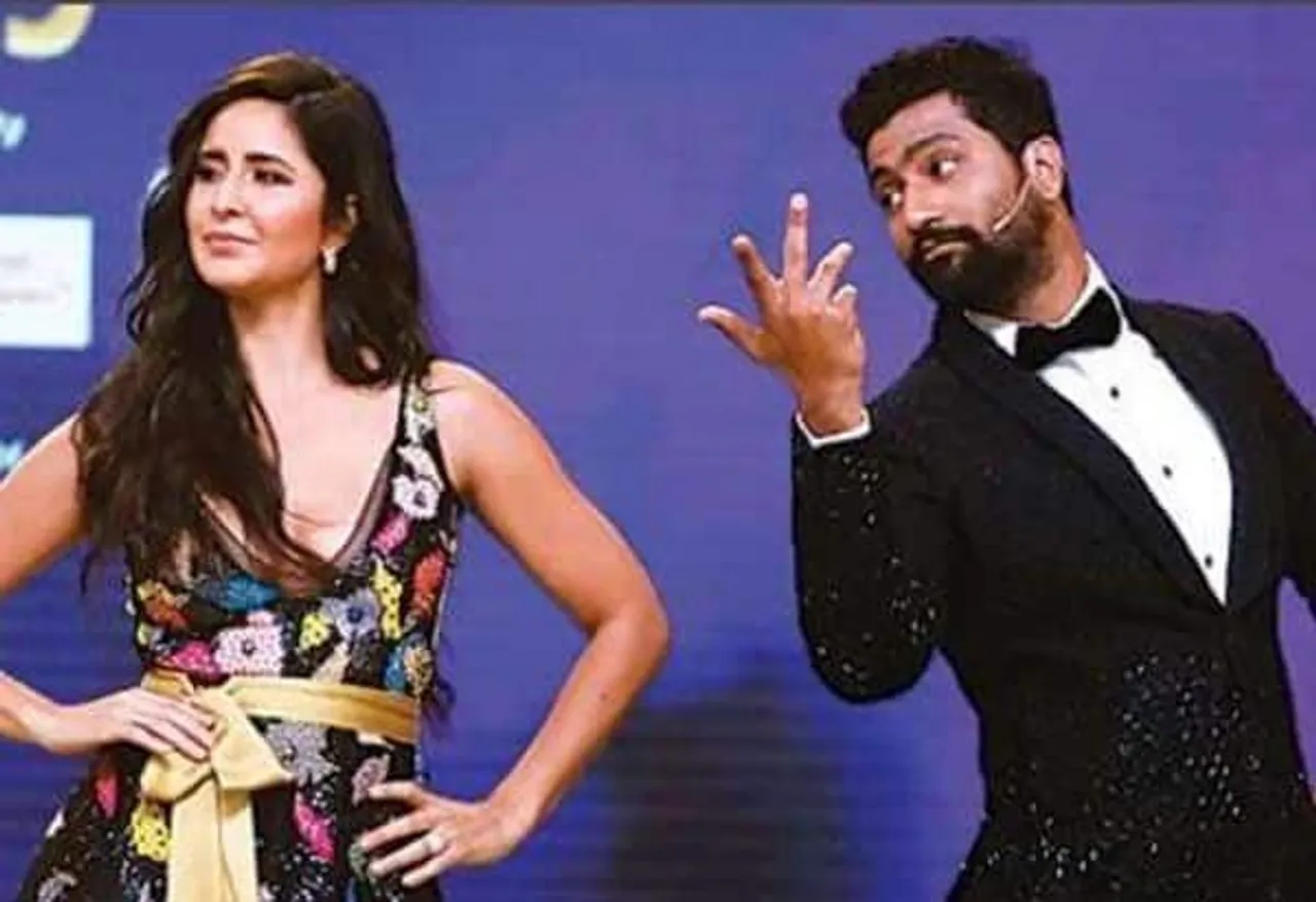 Katrina Kaif's Wedding Note, vicky katrina wedding memes ,Guests To Get RTPCR , Katrina Kaif dating Vicky Kaushal, Katrina Kaif Vicky Kaushal Engagement, Katrina Kaif Wedding dress, Katrina Kaif Roka