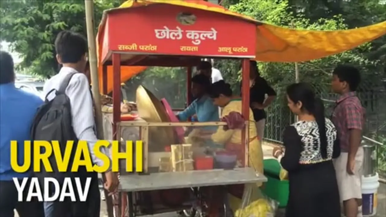 This lady selling chole-kulche on the street has the most inspiring story ever