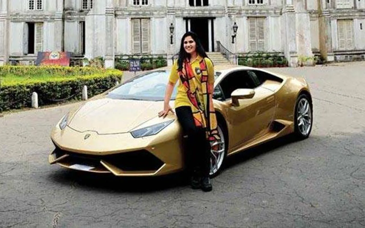 woman with Lamborghini