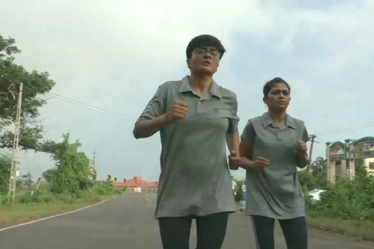 Gujarat Women Run Backwards To Attempt Guinness World Record