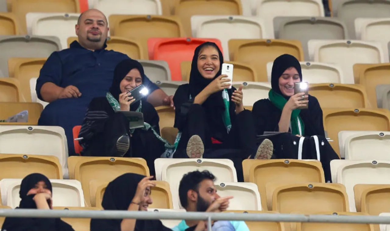 Saudi Women attend Pro Wrestling Game for the first time