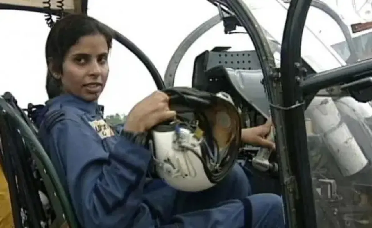 Kargil Vijay Diwas: Meet Gunjan Saxena, The First Woman Aviator At War