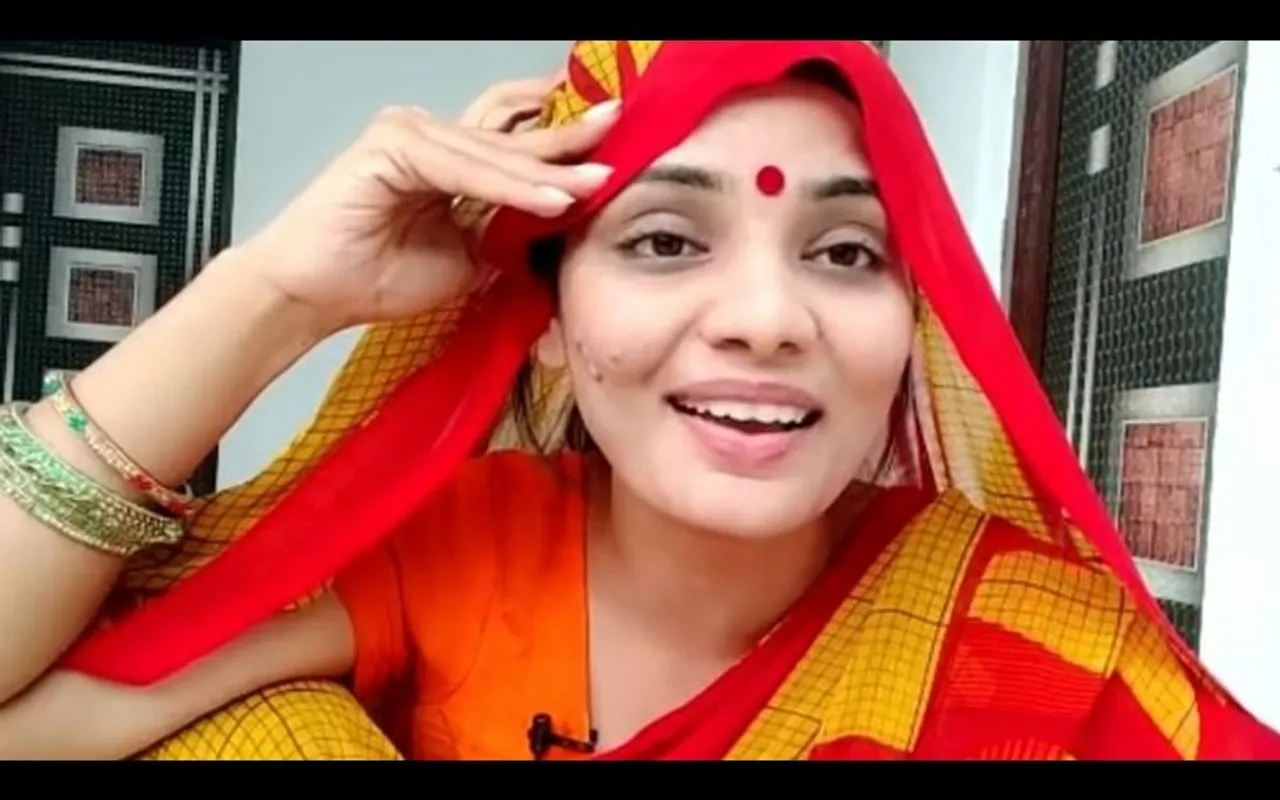 Neha Singh Rathore, Bhojpuri singer criticises Yogi Government