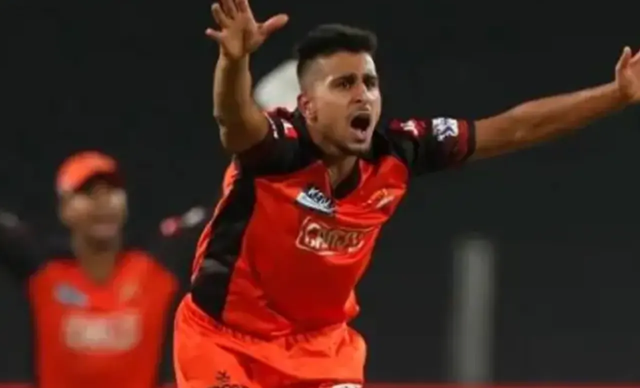 'Pace is pace yaar'- Twitter in awe of Umran Malik as he bowls the fastest delivery of Indian T20 League 2022