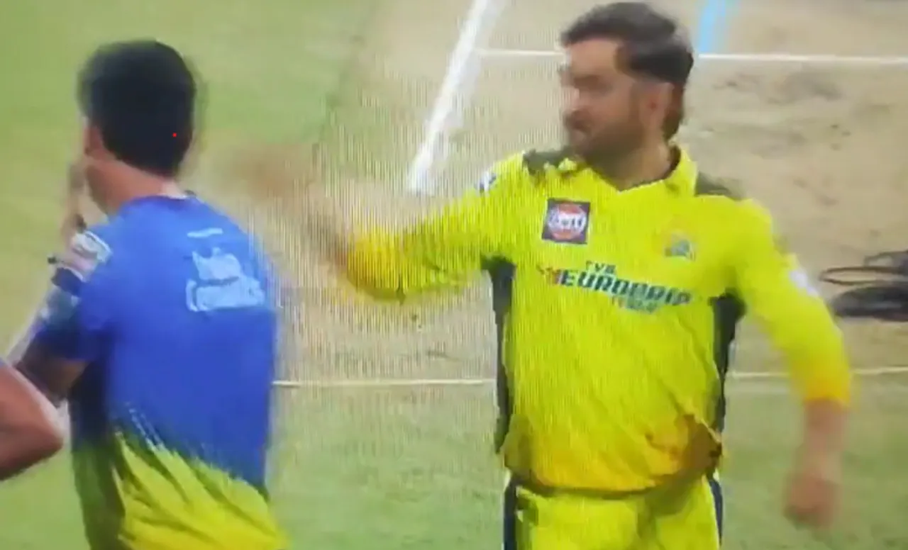 ‘Iska thappad bhi stumping ki tarah tezz hai’ - Fans react to viral video of MS Dhoni scaring Deepak Chahar with a slap during CSK vs DC clash in IPL 2023