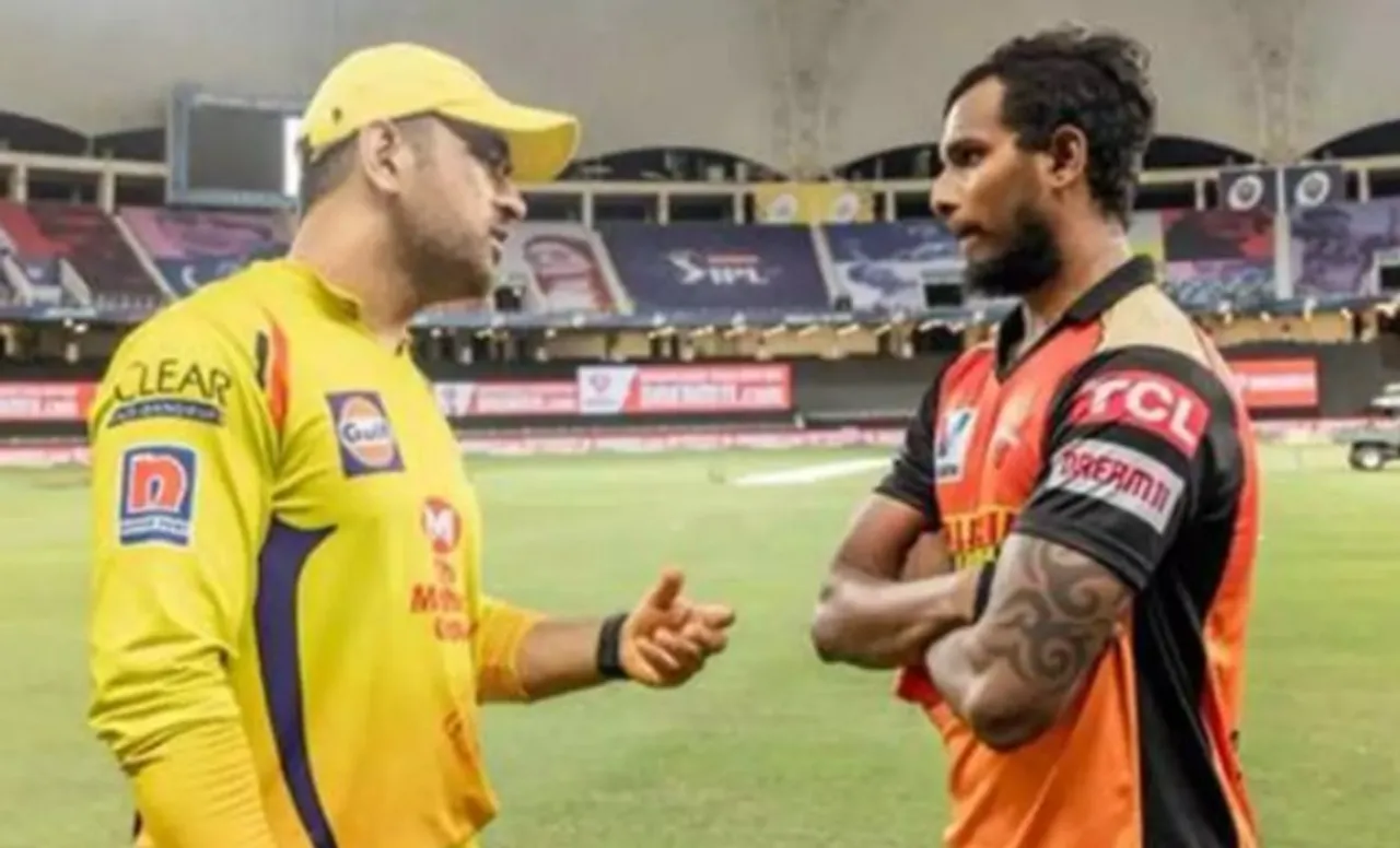 MS Dhoni and T Natarajan