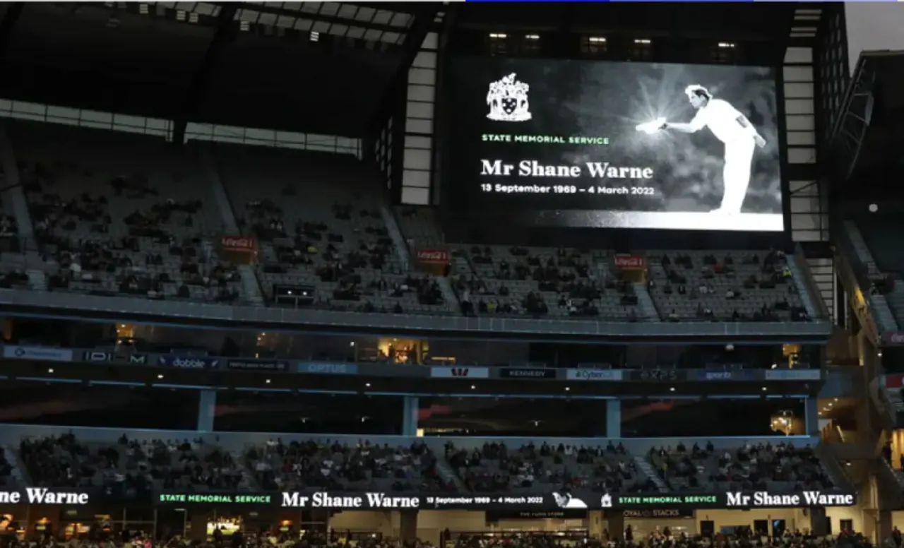 Thousands bid emotional farewell to Shane Warne at state memorial service