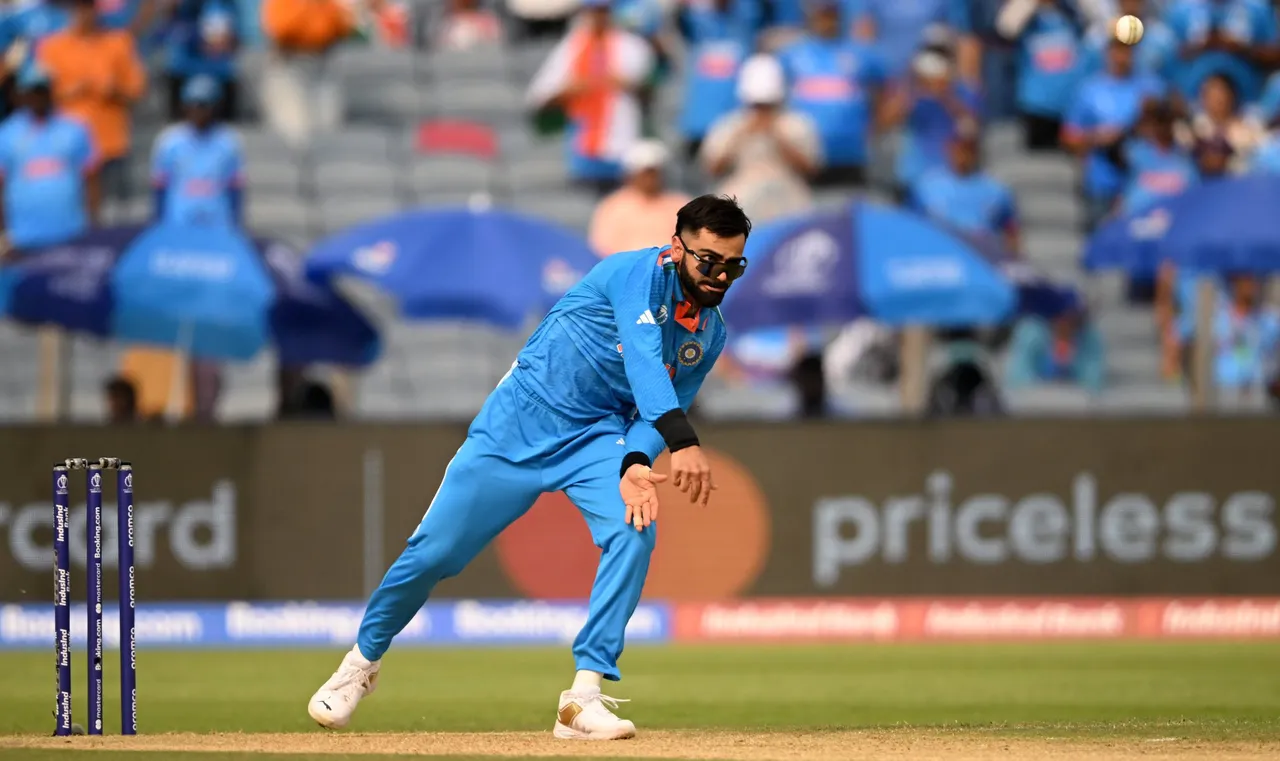 King Kohli bowling action