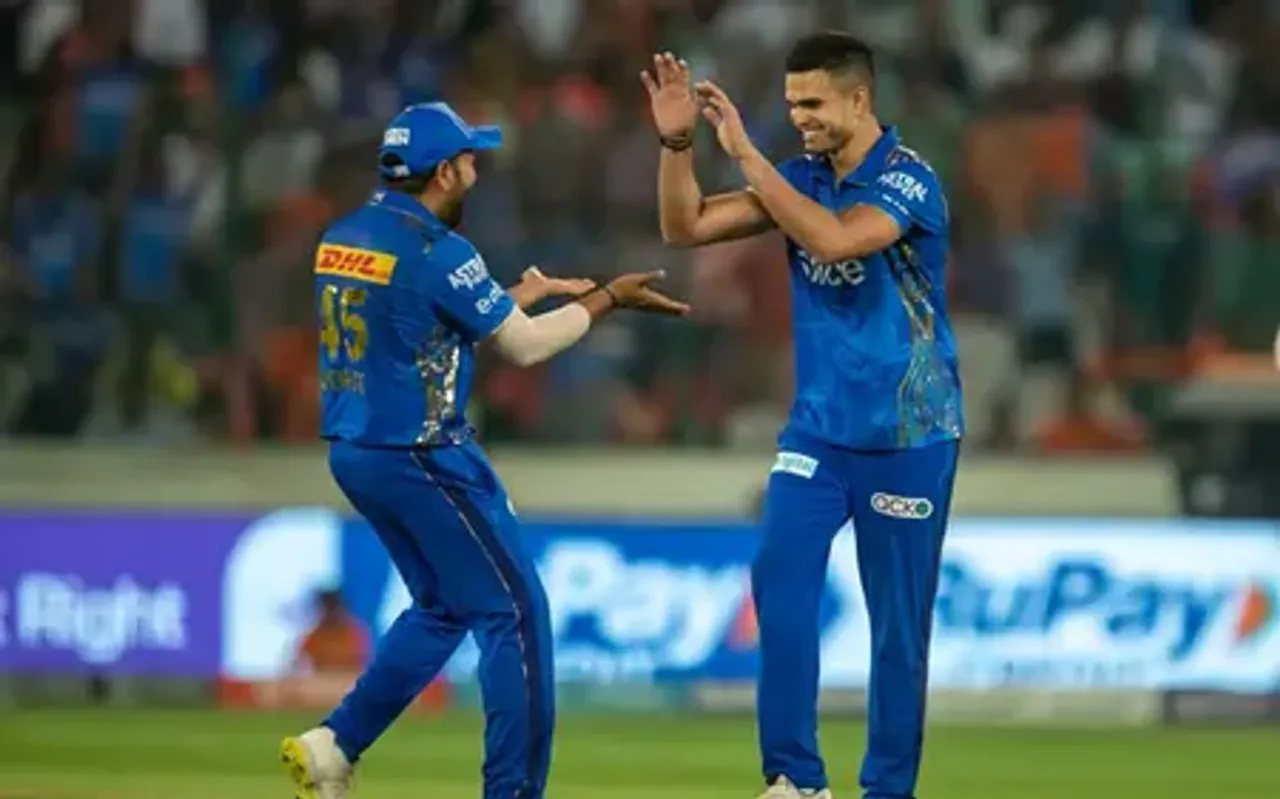 Arjun-Tendulkar-and-Rohit-Sharma (1)