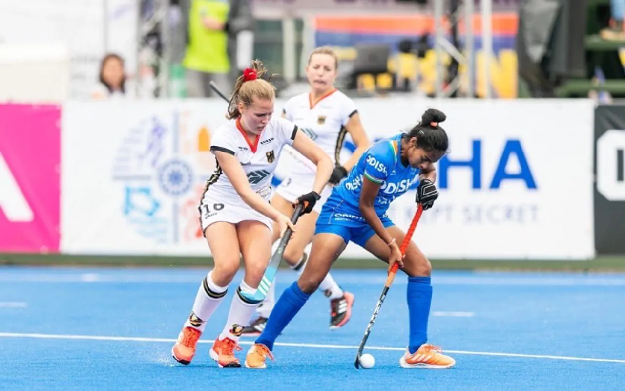 Indian junior women's team against Germany. (Photo Source: Twitter)