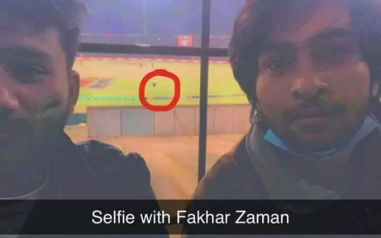 Fakhar Zaman fans (Photo source: Twitter)