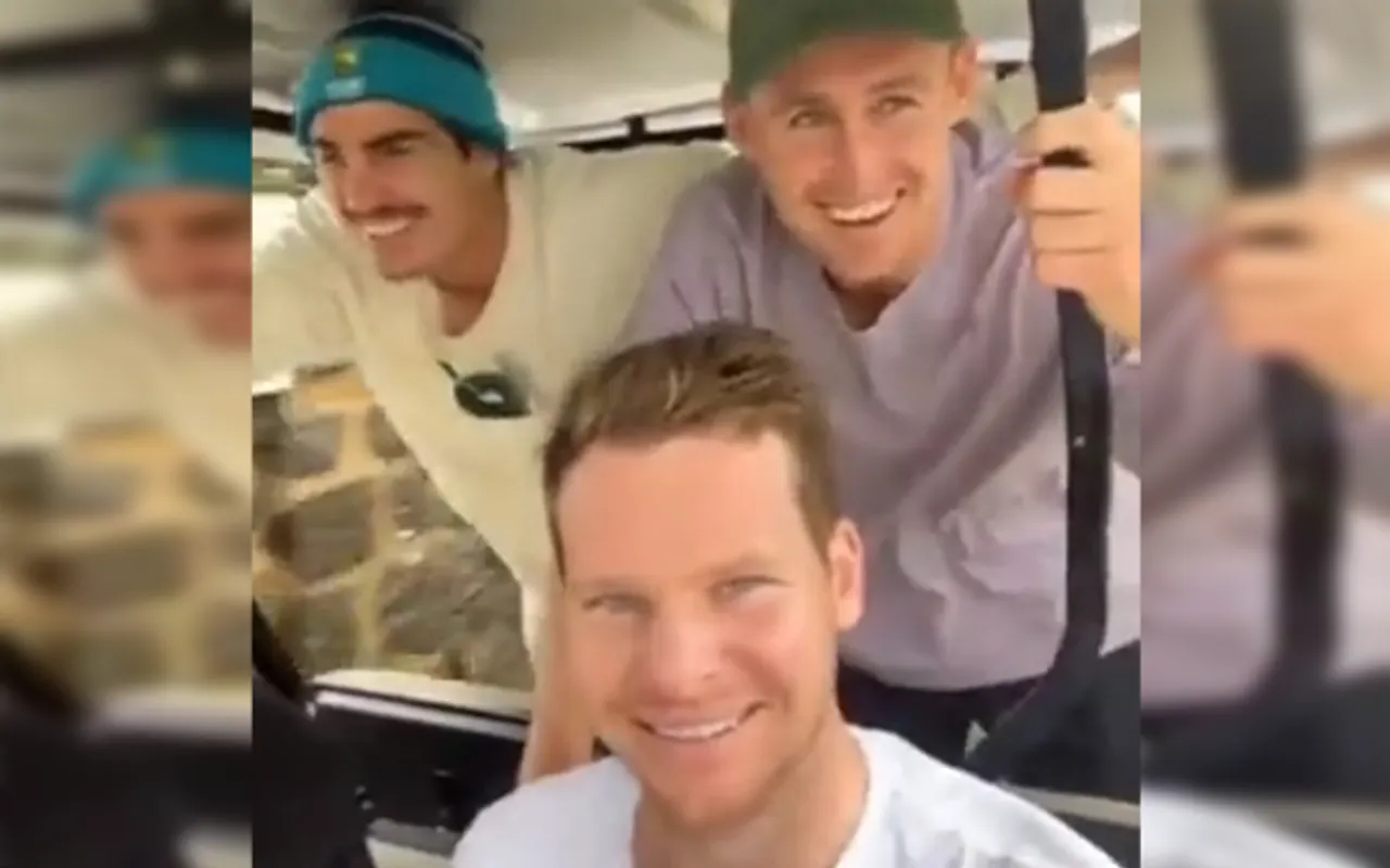 Smith along with Labuschagne and others