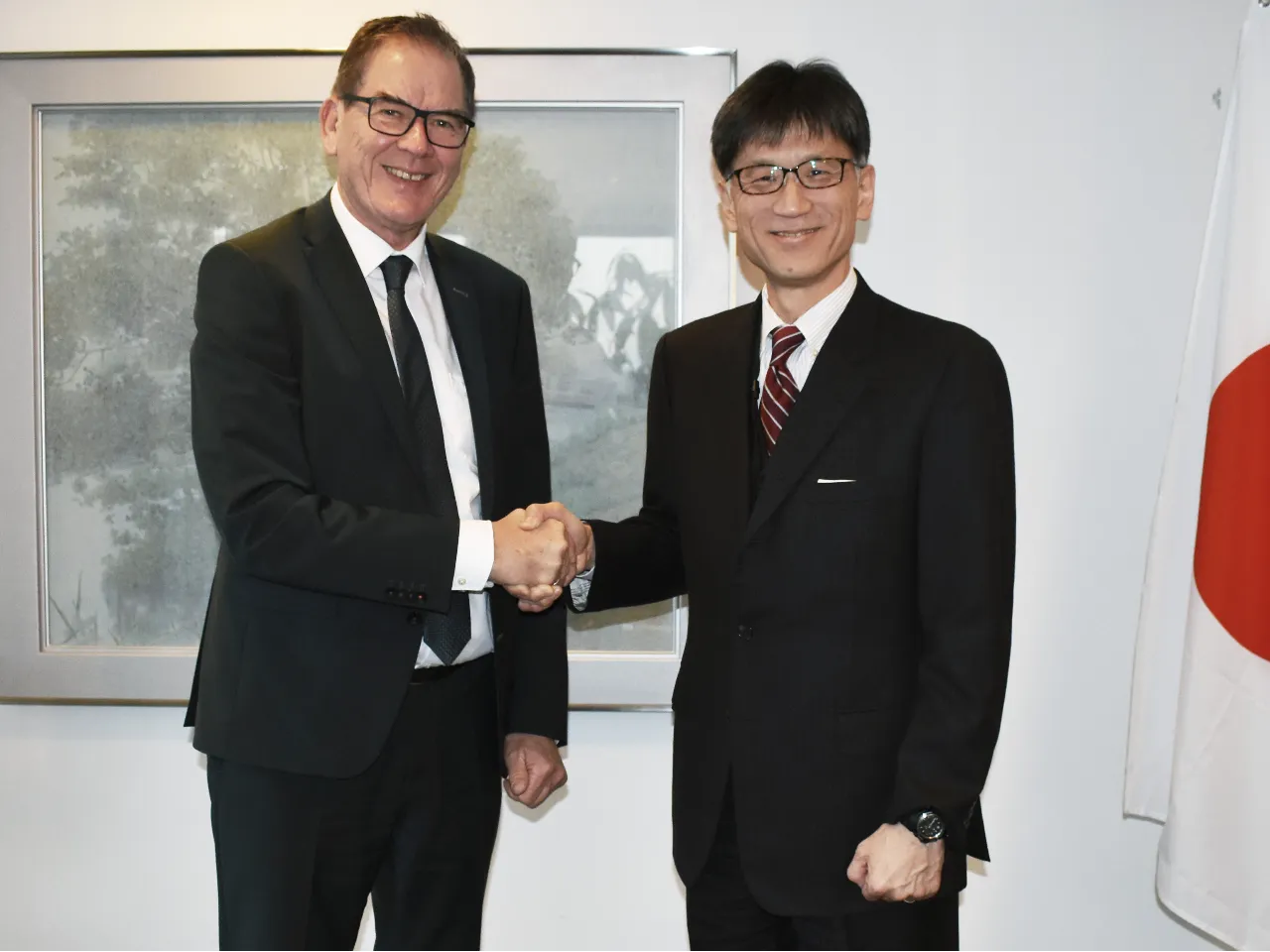 UNIDO Director General Gerd Müller with Ambassador Atsushi Kaifu, the Permanent Representative of Japan to UNIDO