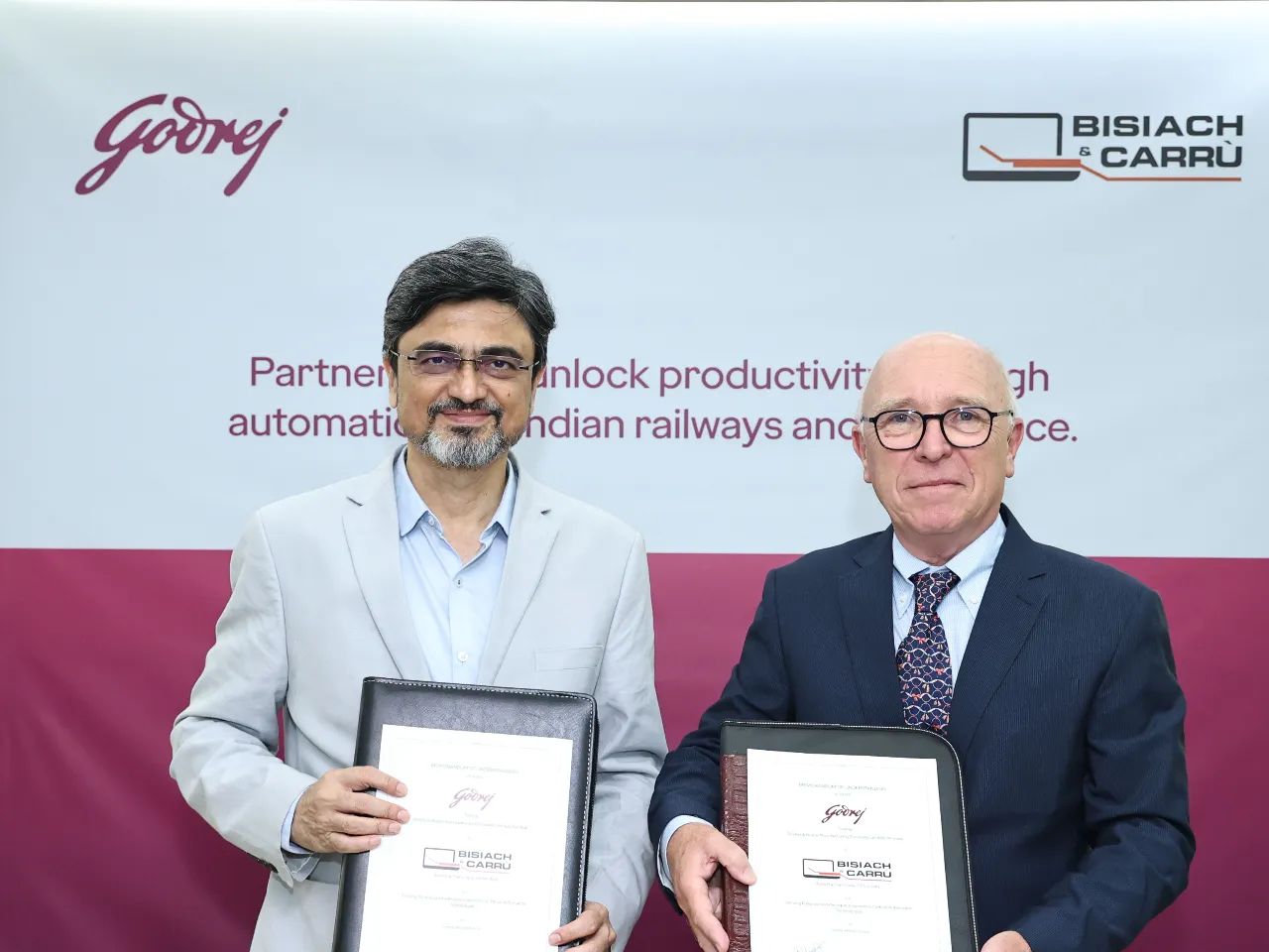 Pankaj Abhyankar, EVP & Business Head, Tooling business of Godrej Enterprises Group and Bruno Bisiach, President, Bisiach and Carru.jpg