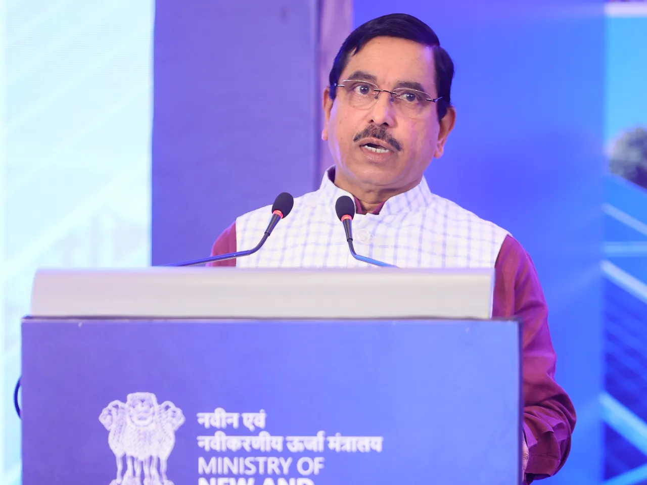 Union Minister for New & Renewable Energy Shri Pralhad Joshi. 