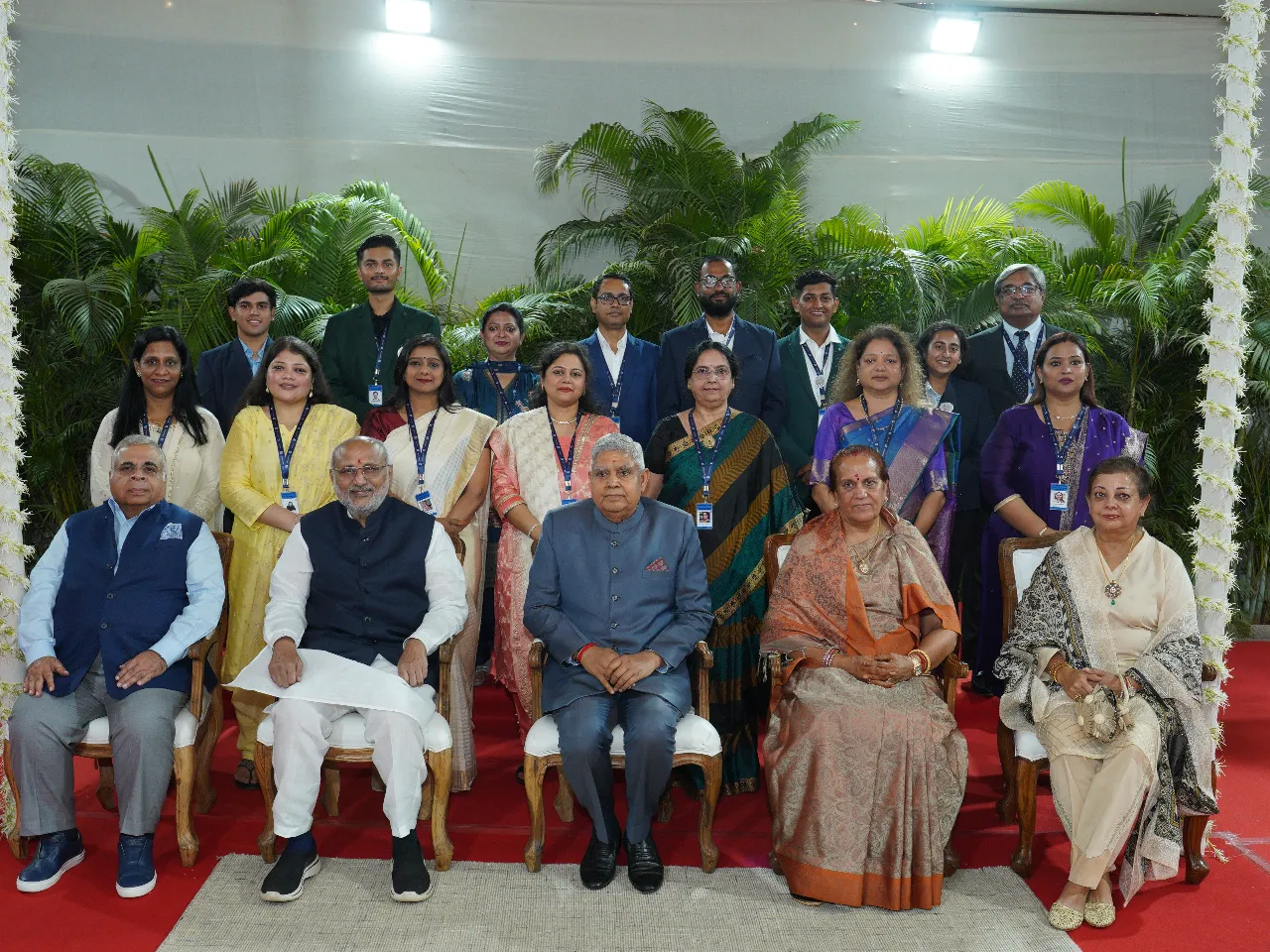 Pic3 – L-R Mr. Ashok Hinduja, Mr. CP Radhakrishnan, Shri Jagdeep Dhankhar, Mrs. Dr. Sudesh Dhankhar, Mrs. Harsha Hinduja with the faculty of Hinduja College
