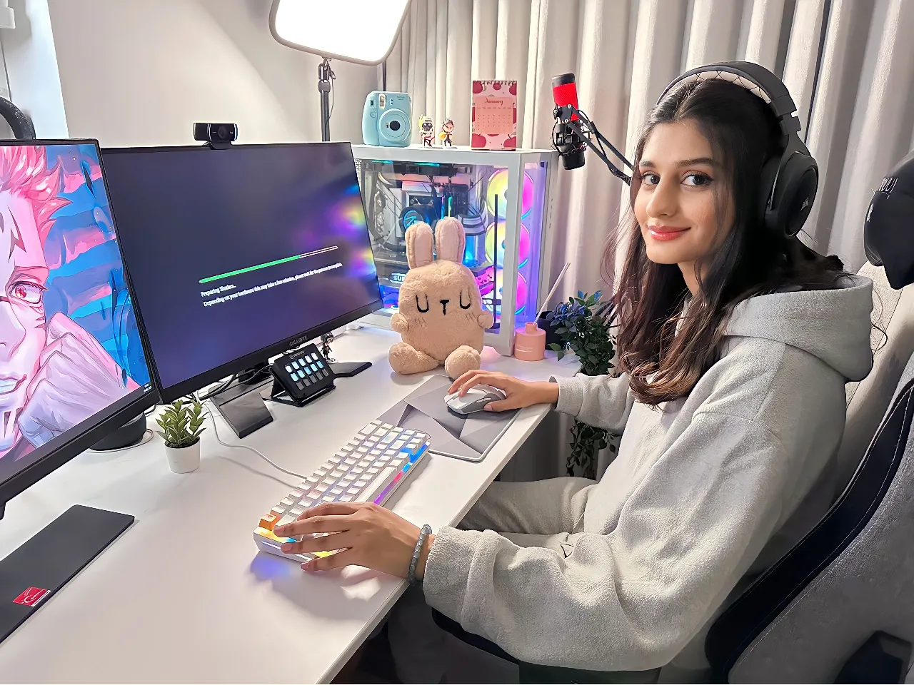 Top Female Gamers in India Leading the Gaming Industry Growth