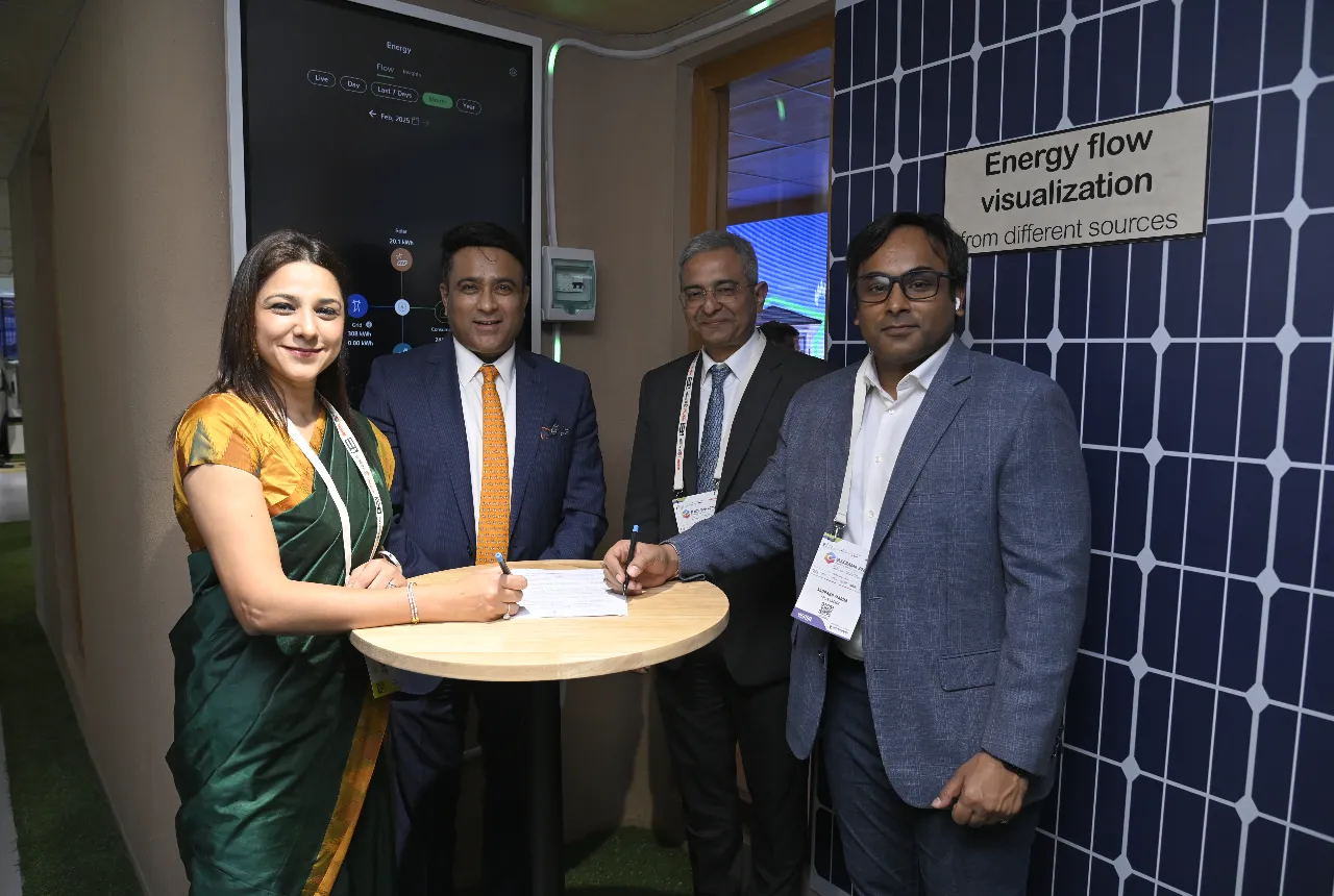 From L-R_Sumati Sahgal VP_Home  Distribution_Schneider Electric_Deepak Sharma MD  CEO Schneider Electric Manish Pant_EVP_International Operations_Schneider Ele (002).JPG