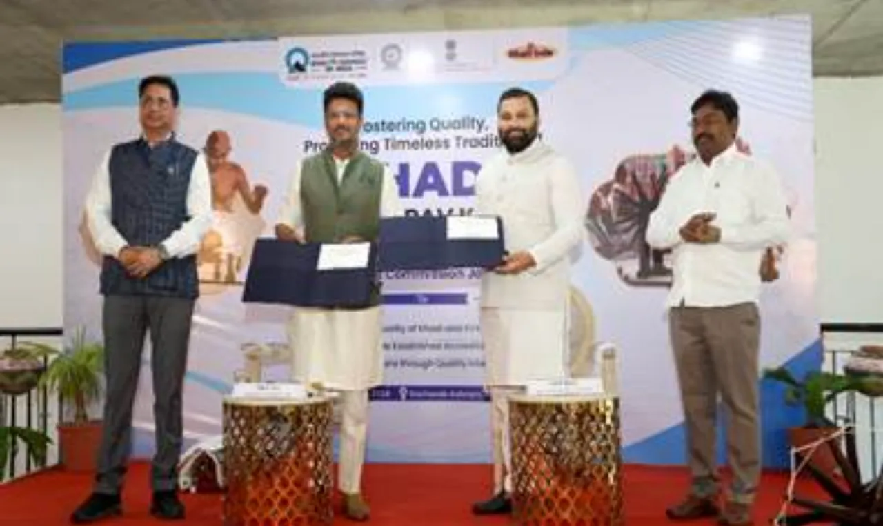 MoU signed between QCI and KVIC in Ahmedabad,Gujarat