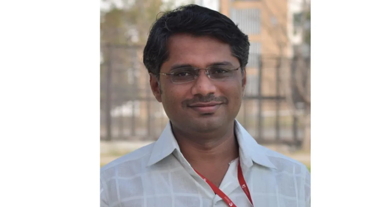 Dr. Mallikarjun Dhotre, Assistant Professor SAST