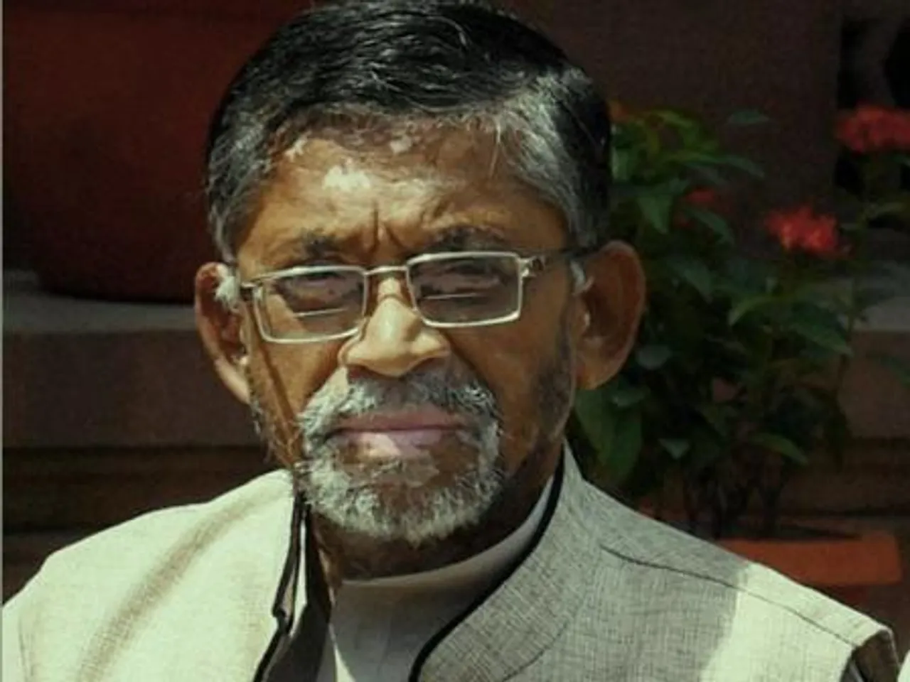 Rs. 6,500 Cr Spent on the Promotion & Development of Textile Sector: Santosh Gangwar