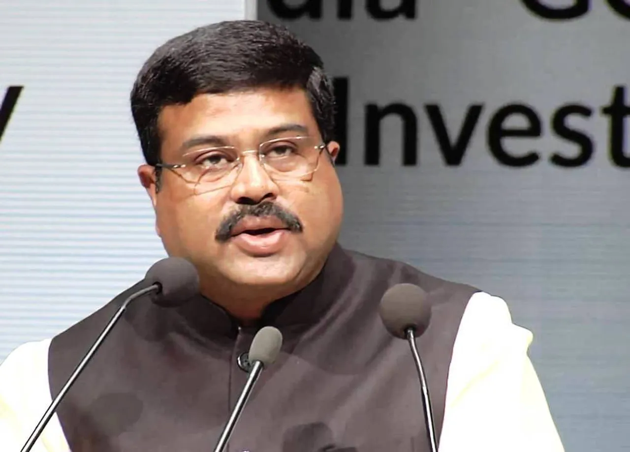 Dharmendra Pradhan, CNG