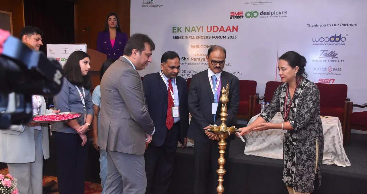 Union Minister Shri Narayan Rane Launches the SMEStreet -DealPlexus ‘Ek Nayi Udaan’ MSME Influencers Forum 2023 in New Delhi