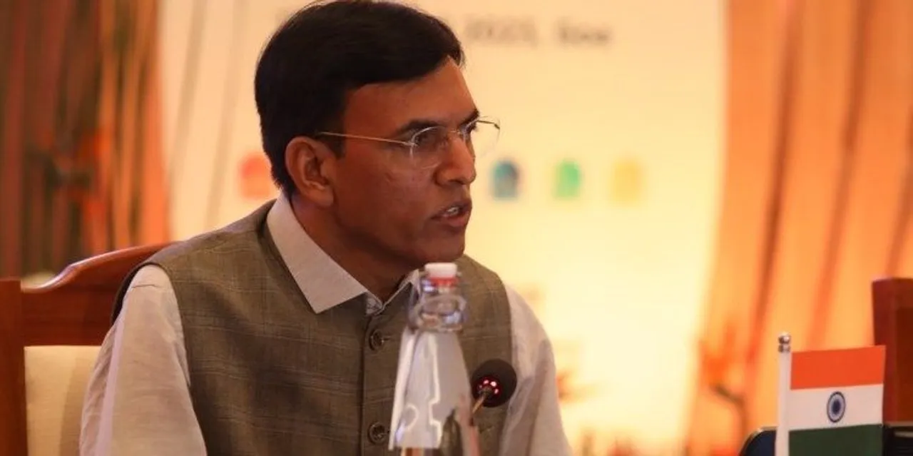 Dr. Mansukh Mandaviya Examines West Bengal's Healthcare System
