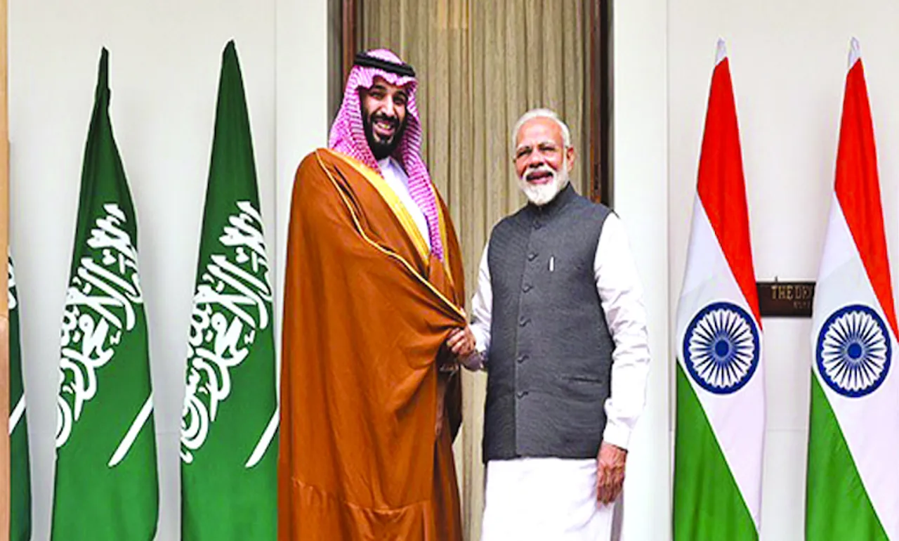 Bilateral Trade Between India and Gulf Countries Jumped 77.06%  Since FY21