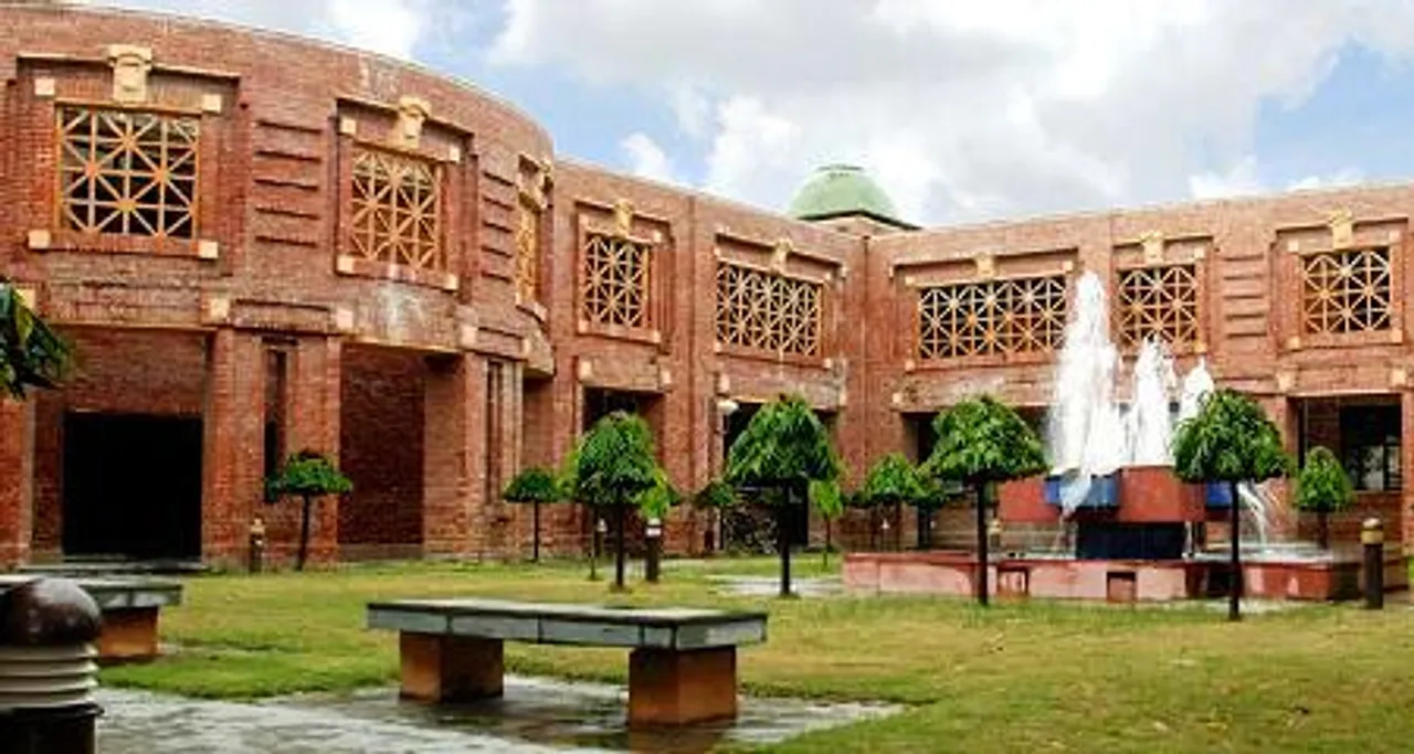 iim lucknow, Zeta