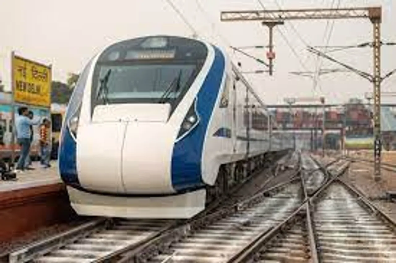 Indian Railways Launches Rail Post Gati Shakti Express Cargo Service