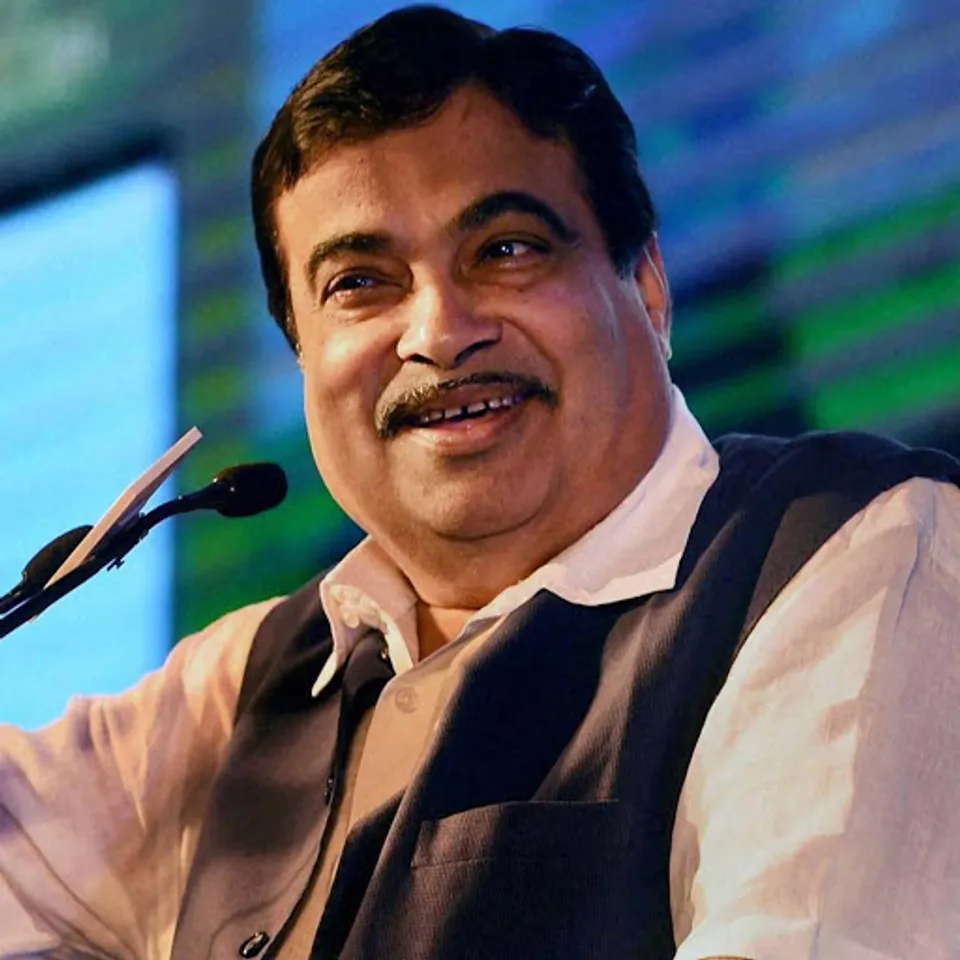 Nitin Gadkari Calls for Innovative Policymaking for Transforming Village Level Socio-Economic Scenrio