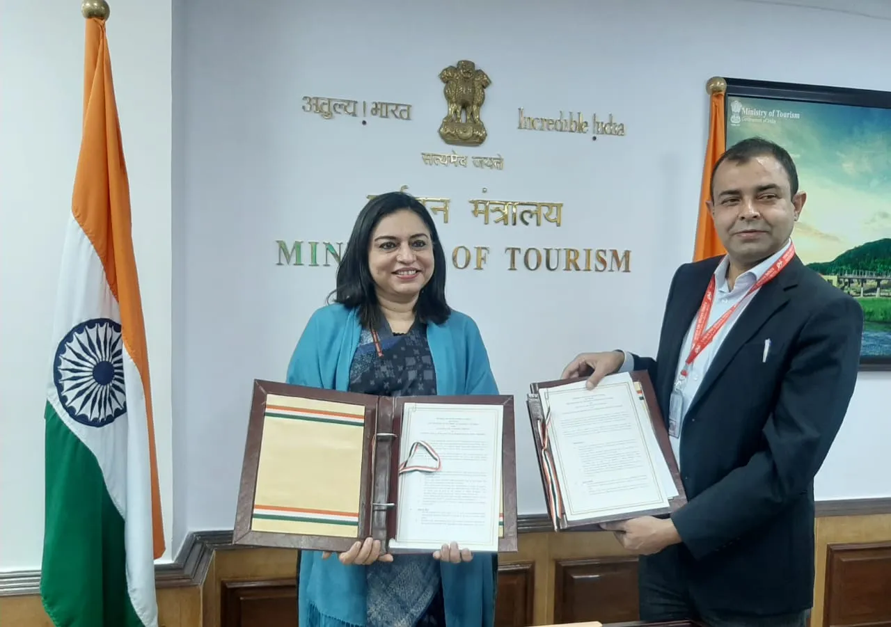Tourism Ministry and Alliance Air Collaborates for Promoting Domestic Tourism