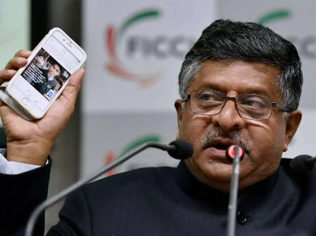 Ravishankar Prasad, UADAI, Dept of Telecommunications, KYC, Aadhaar, Mobile Numbers