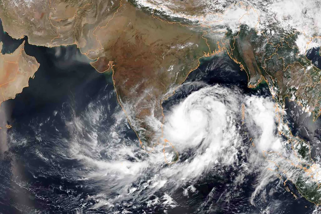 MET Office Predicts Severe Cyclonic Storm In West Bengal And Odisha Region
