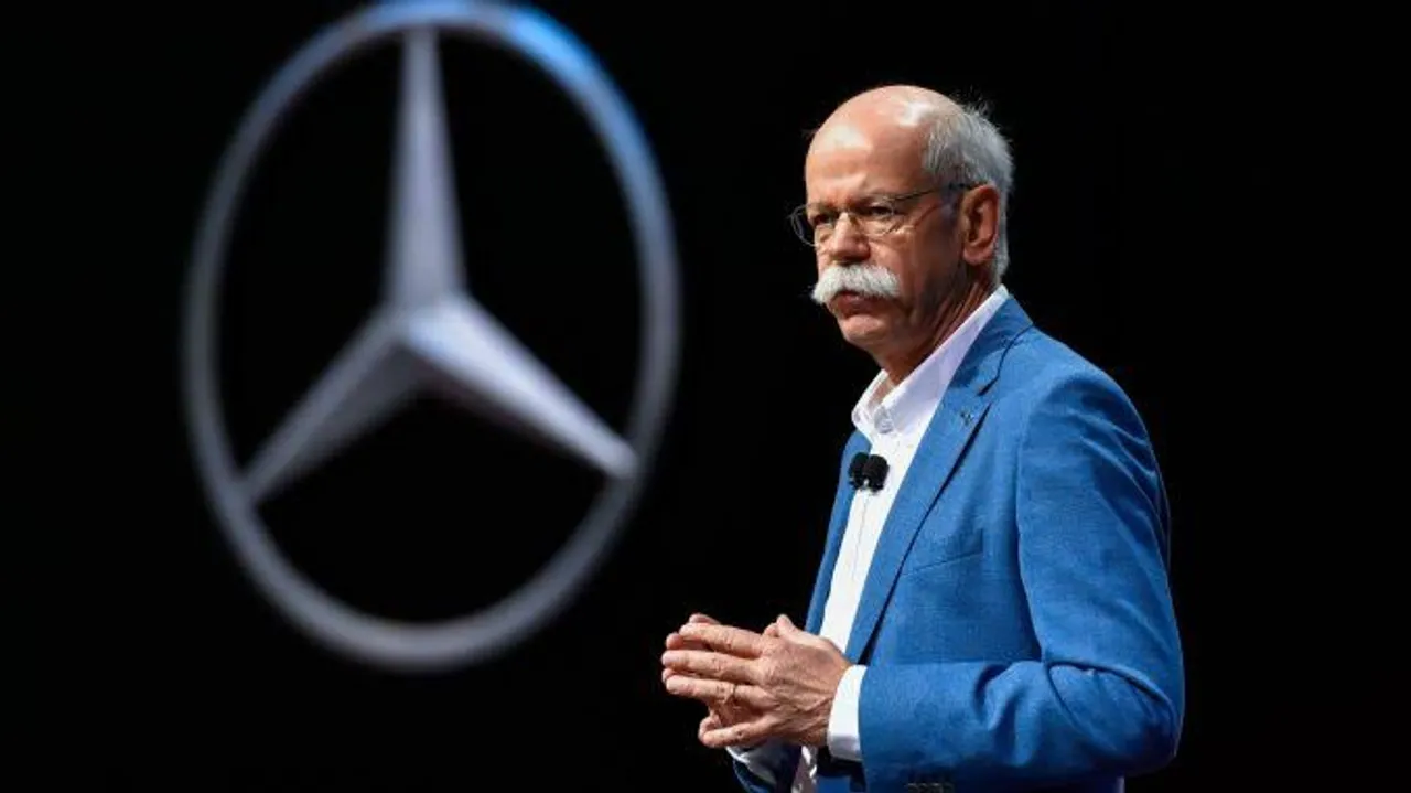 German Car Maker Daimler to Lay Off 1100 Top Management