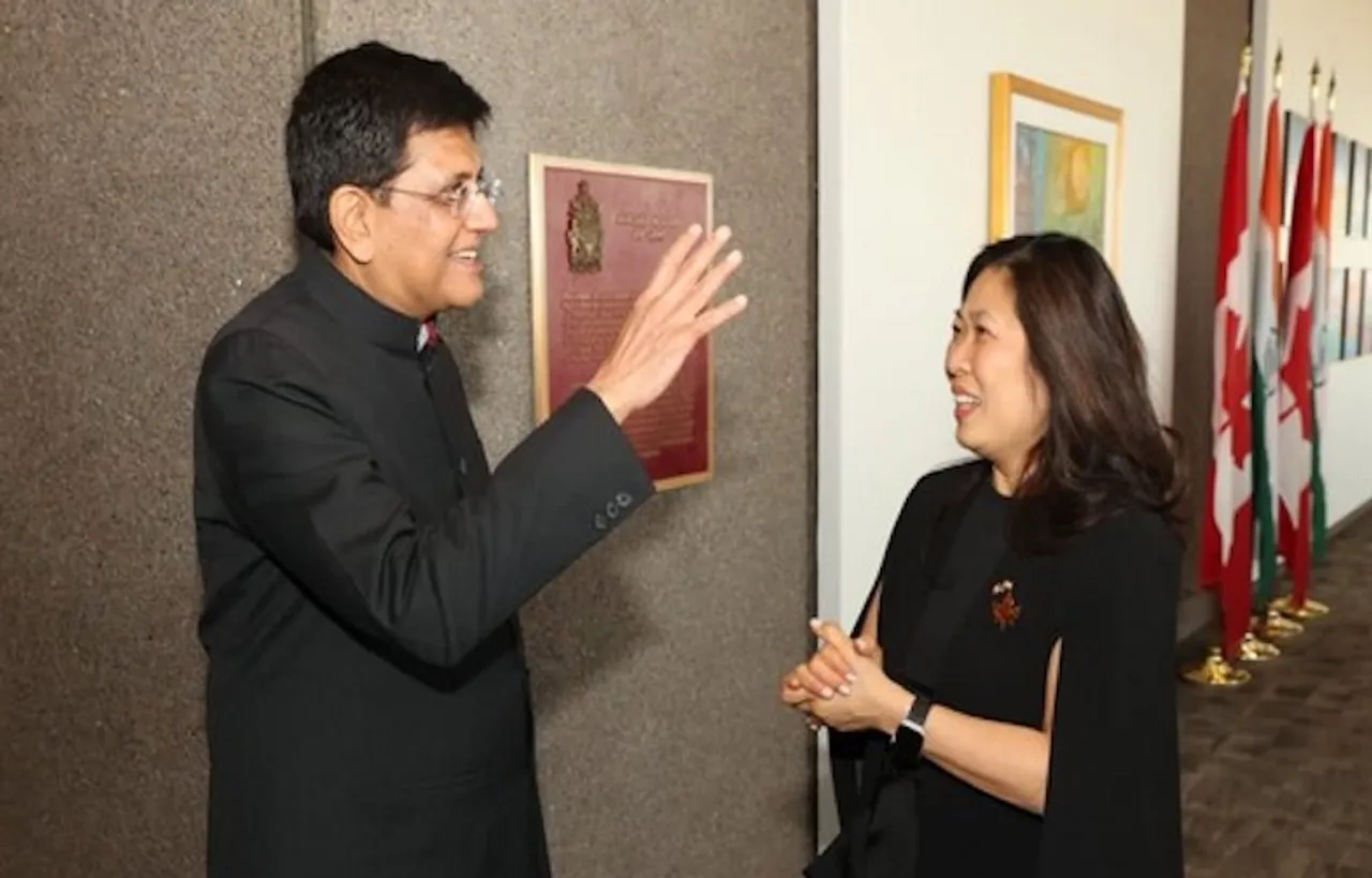 PIyush Goyal with Canadian Minister