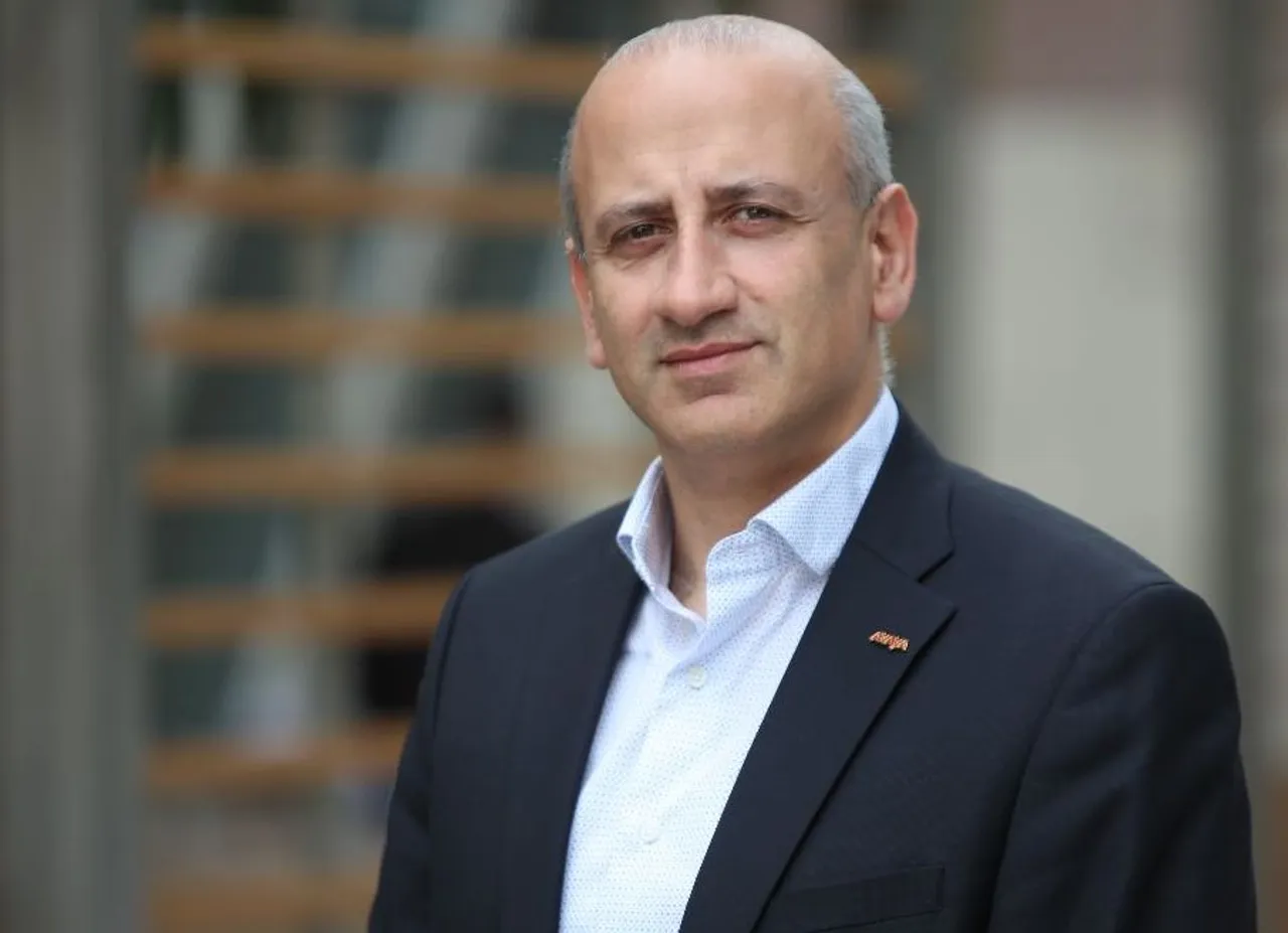 Fadi Moubarak, Avaya International